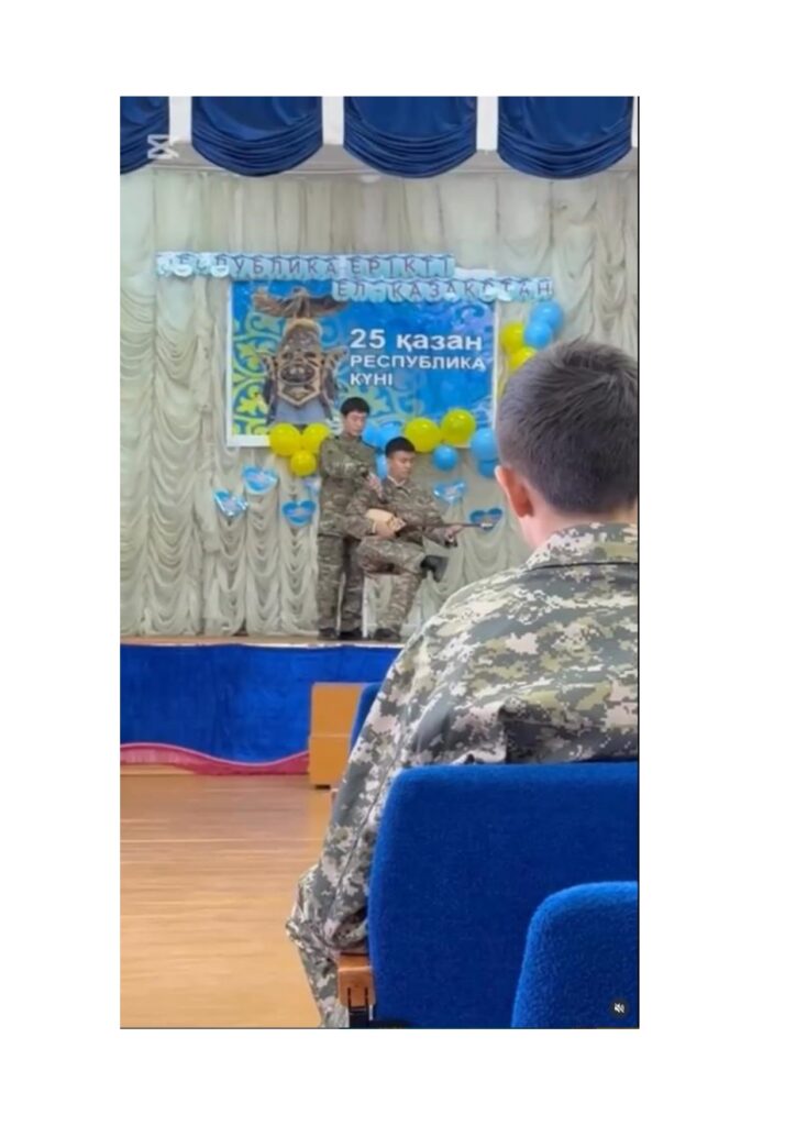 25 қазан Республика күніне орай « Республика ерікті ел-Қазақстан» атты тақырыпта 9 сынып оқушыларымен мерекелік іс-шара өткізілді.